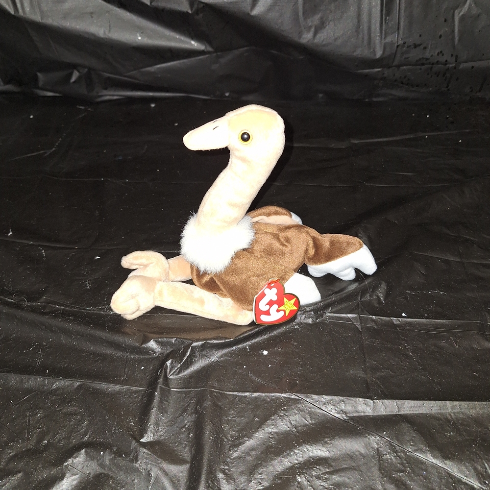 Ty Plush Vulture in Brown and Cream with White Tuft
